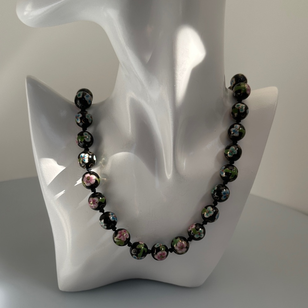 Vintage Cloisonne Enamel Necklace with Floral Design